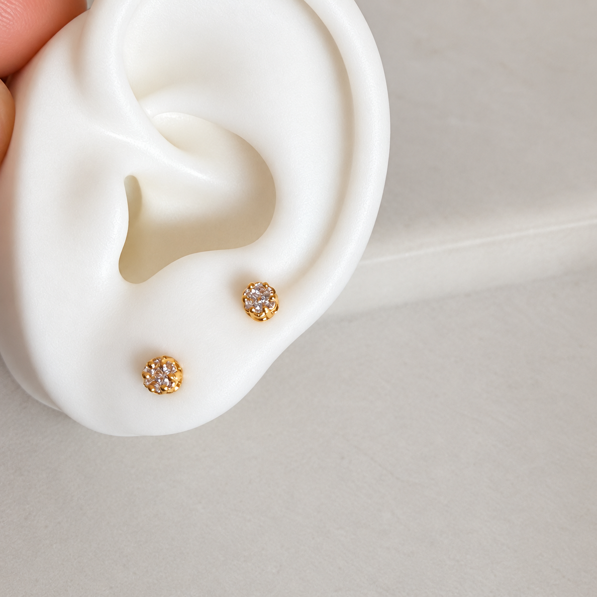 Ayla, 14ct Gold Stud | 4mm