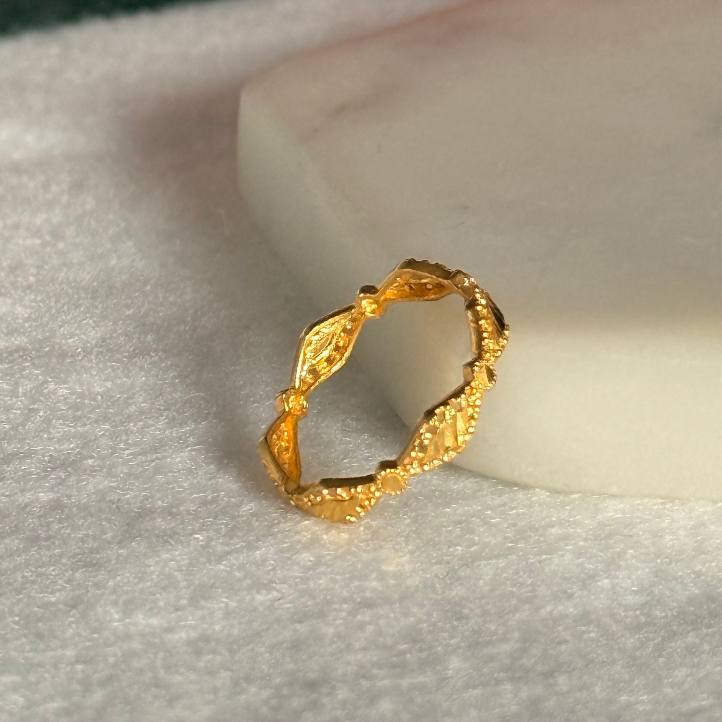 Golden Whimsical, 22ct | size i (xs)