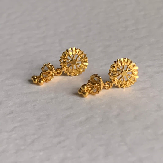 18ct Gold Butterfly Screw back Stud Pair