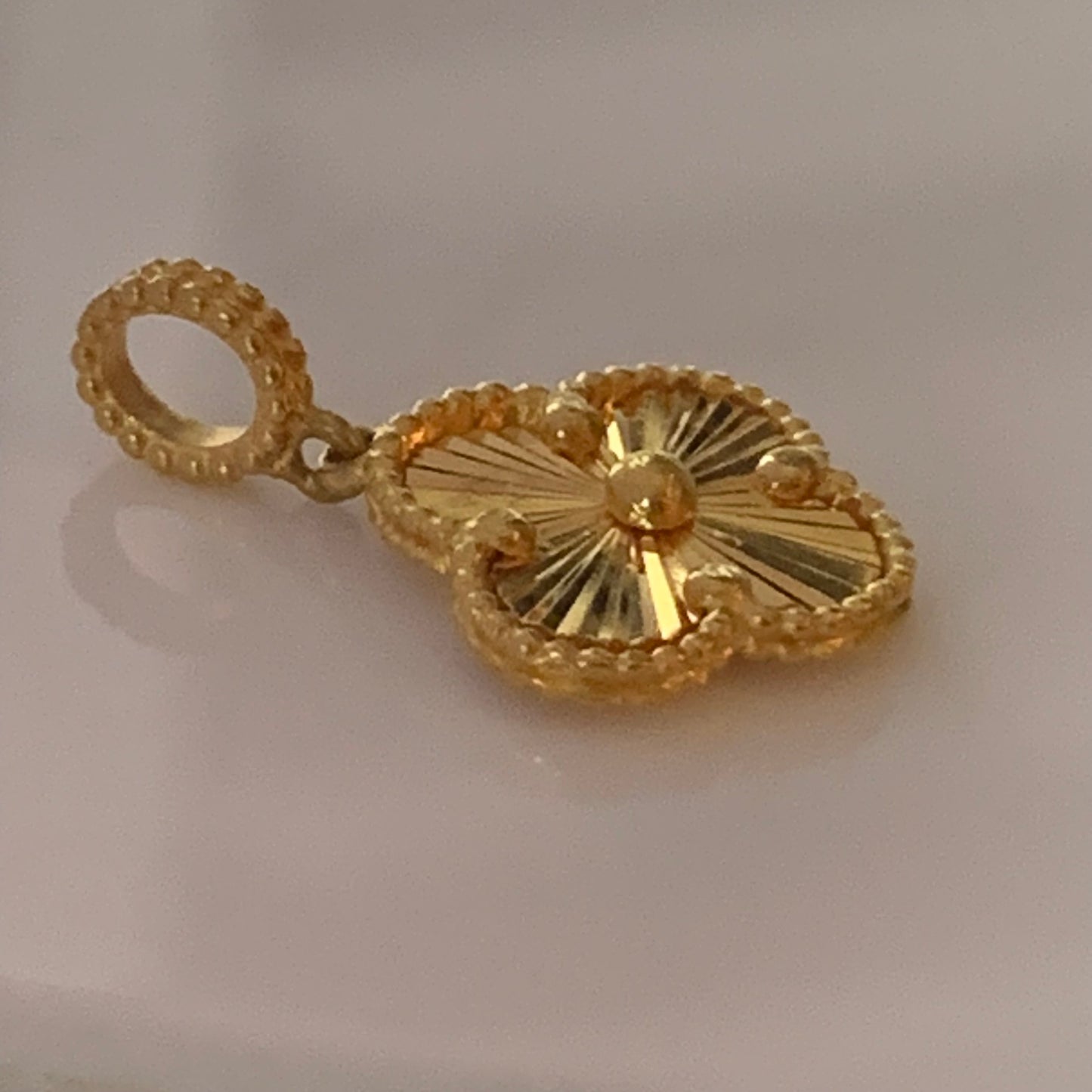 22ct Gold Four Leaf Clover Pendant