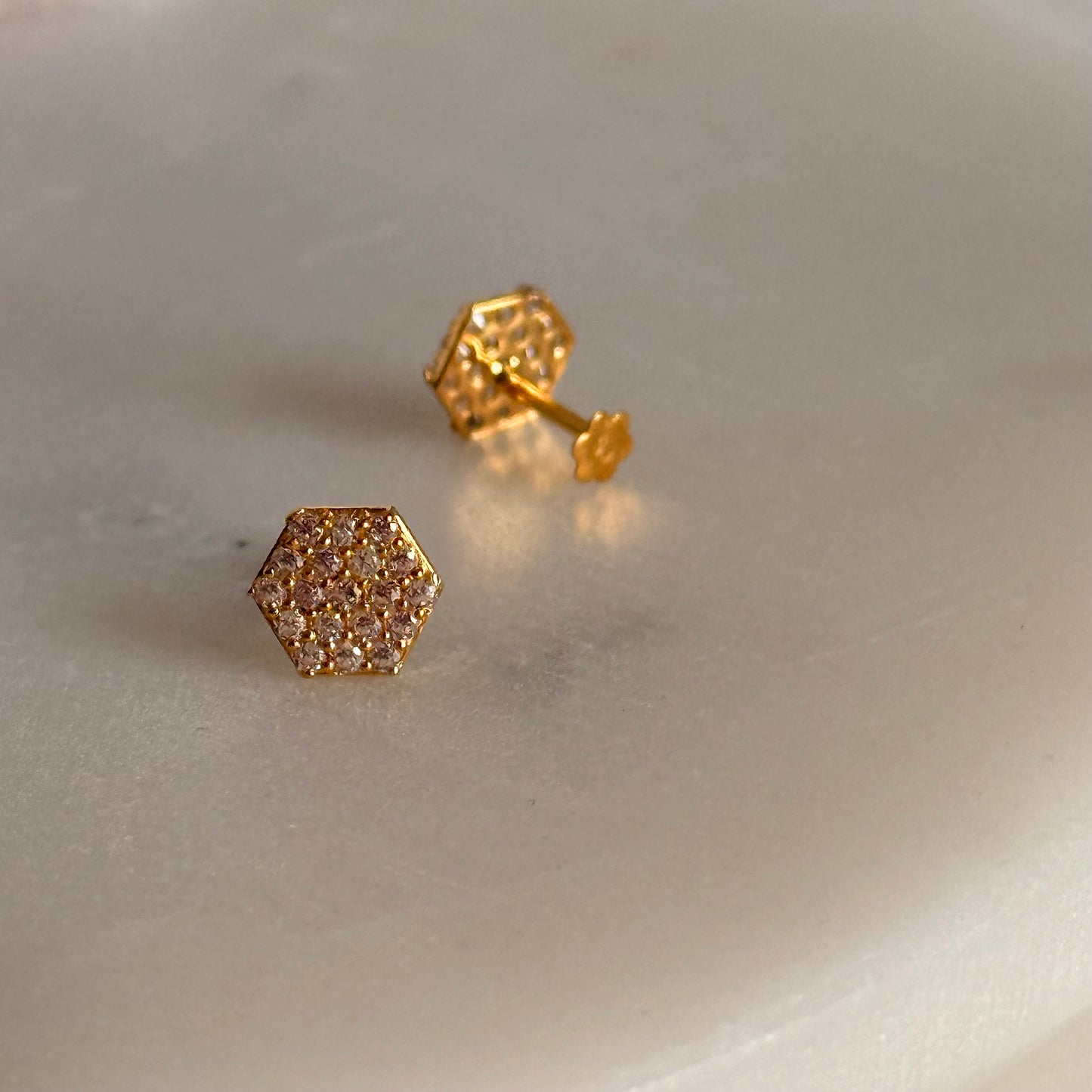 Jordan | 18 carat gold c/z cluster stud | 7mm