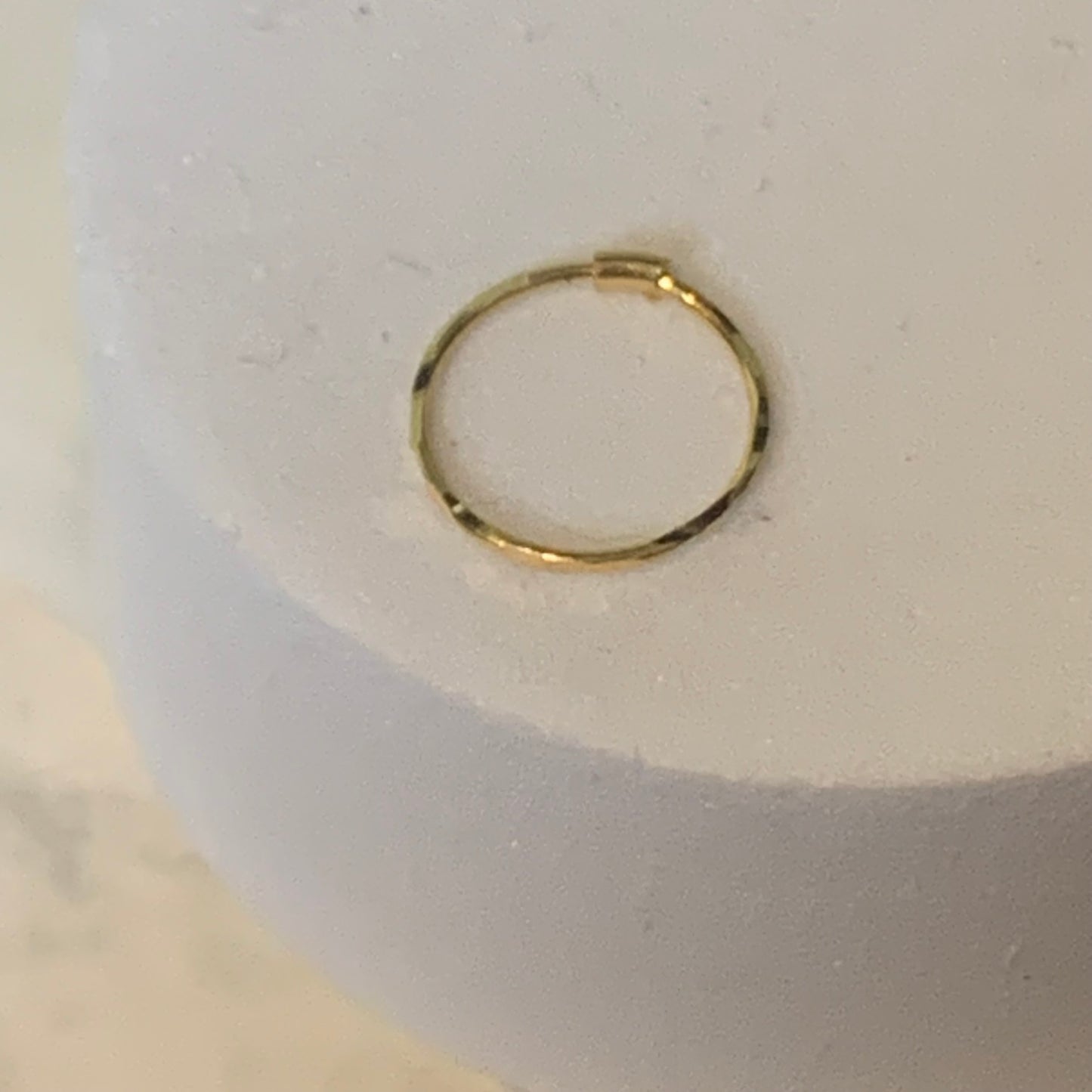 18ct Gold Single Hoop | 10mm