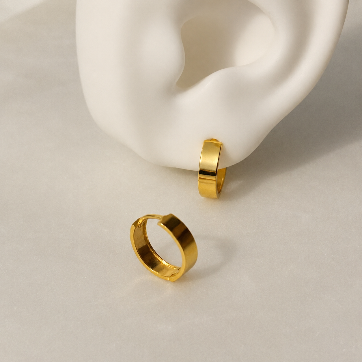 Signature | Classic 11mm Hoops in 18ct Gold