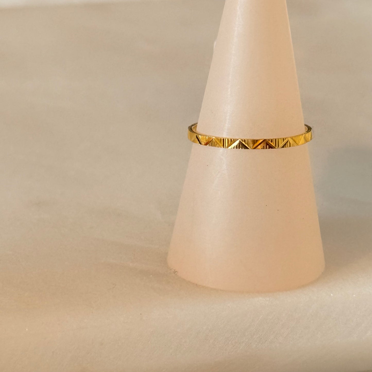 Heritage | 18ct gold band, size L
