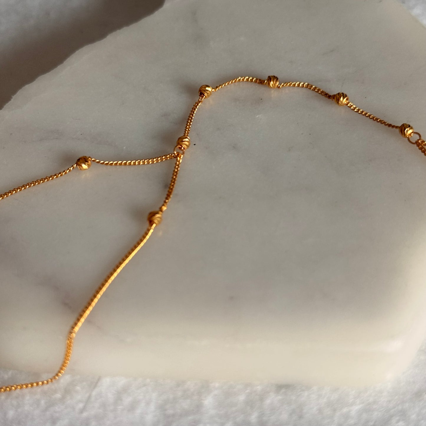 Dainty hand chain | 22ct gold