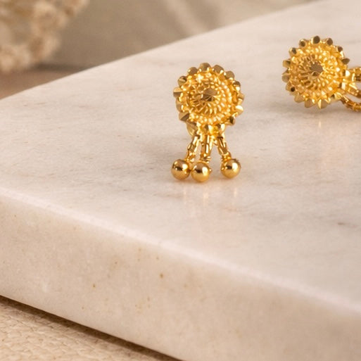 Yusra | 18ct gold flat back stud