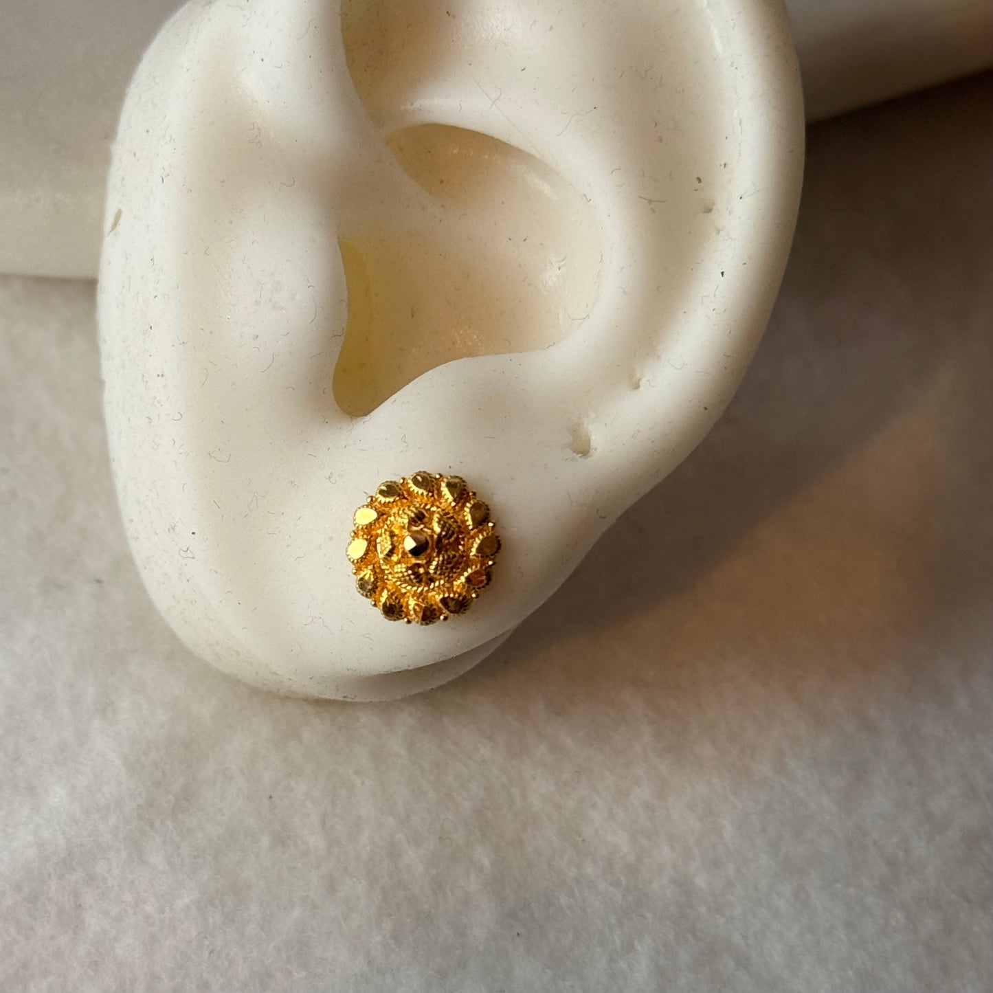Jaipur | 22ct Gold Flower Stud Pair, 11mm
