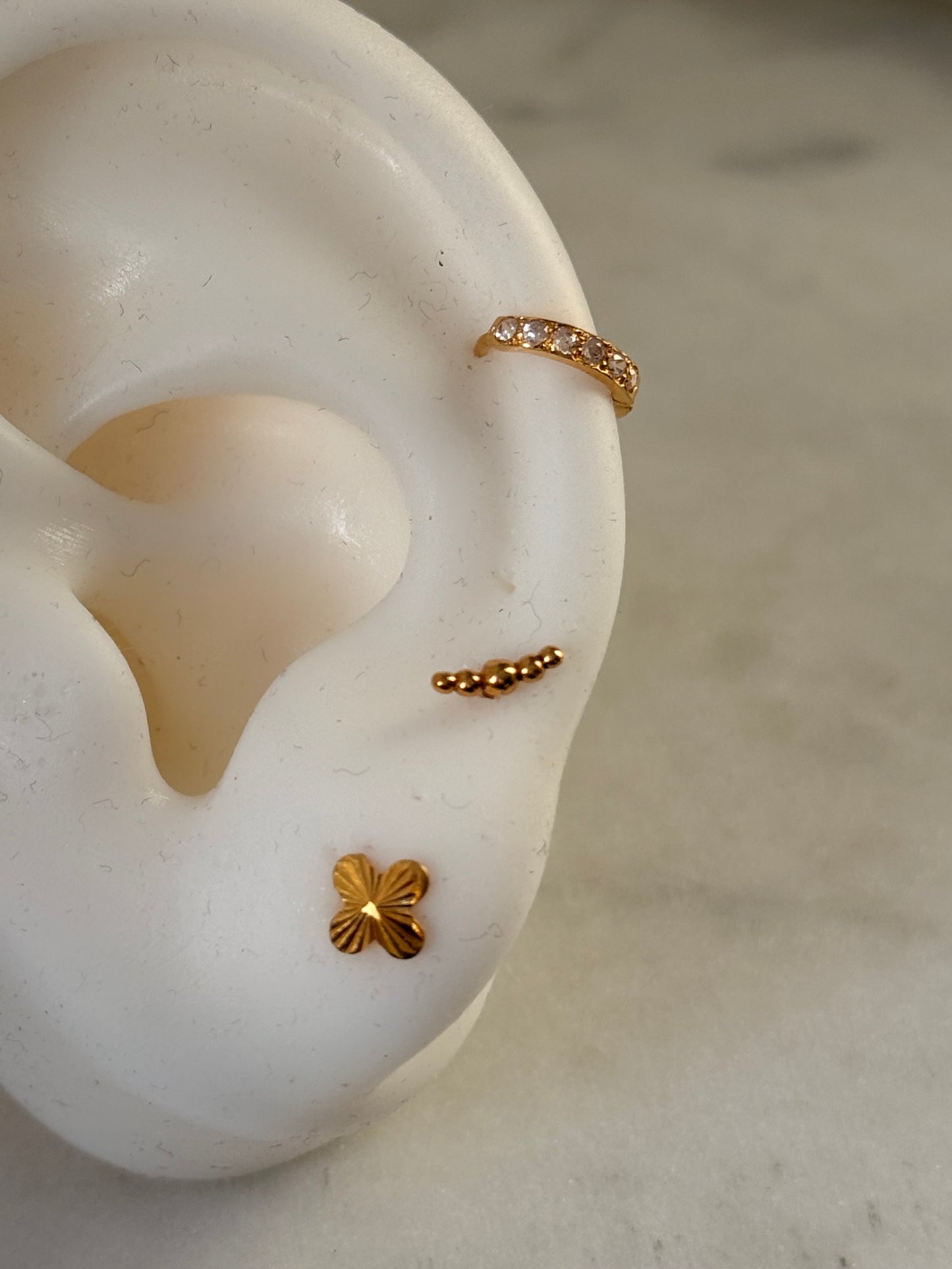 Dainty Ripple stud | 18ct gold
