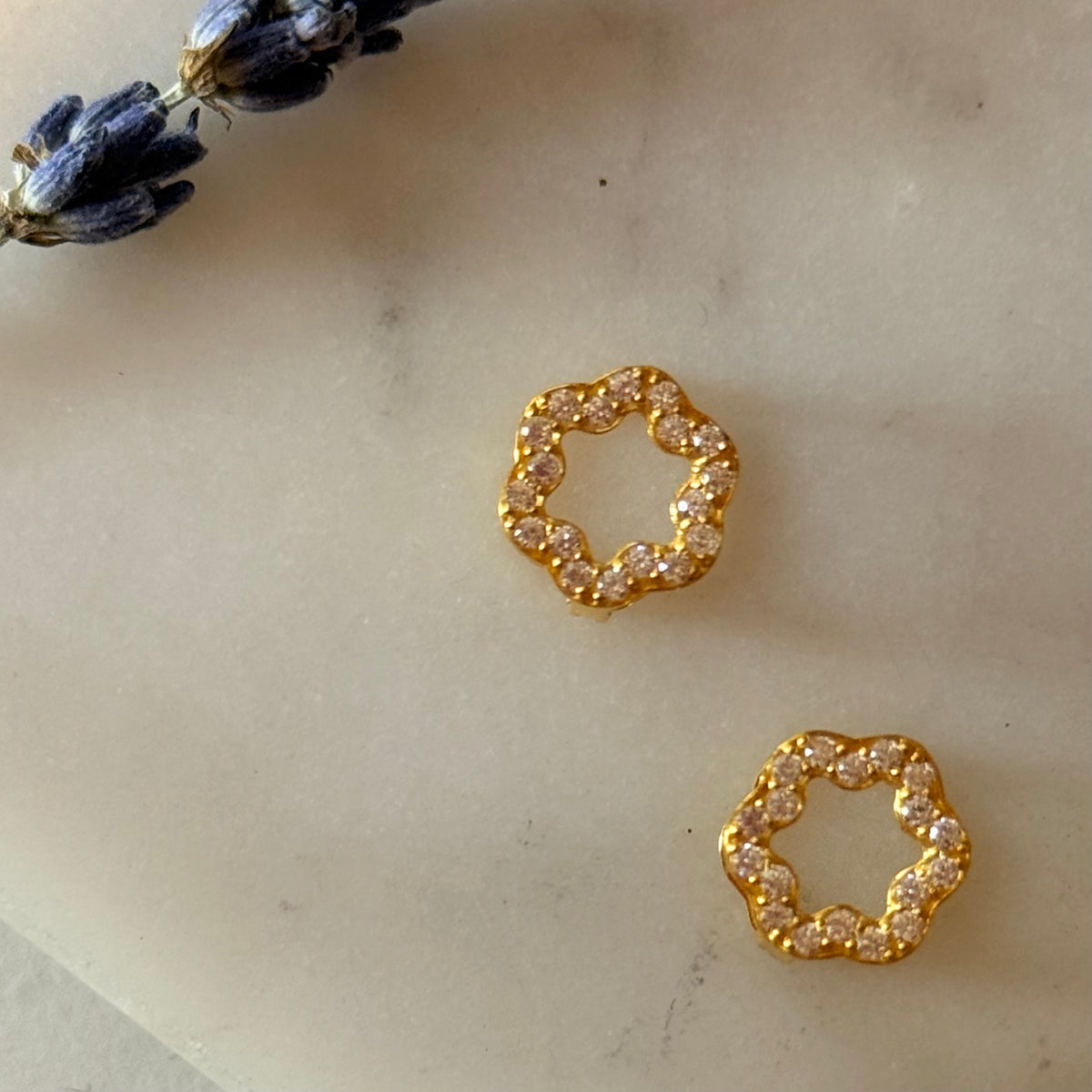 Autumnal | Golden Wreath (18ct)