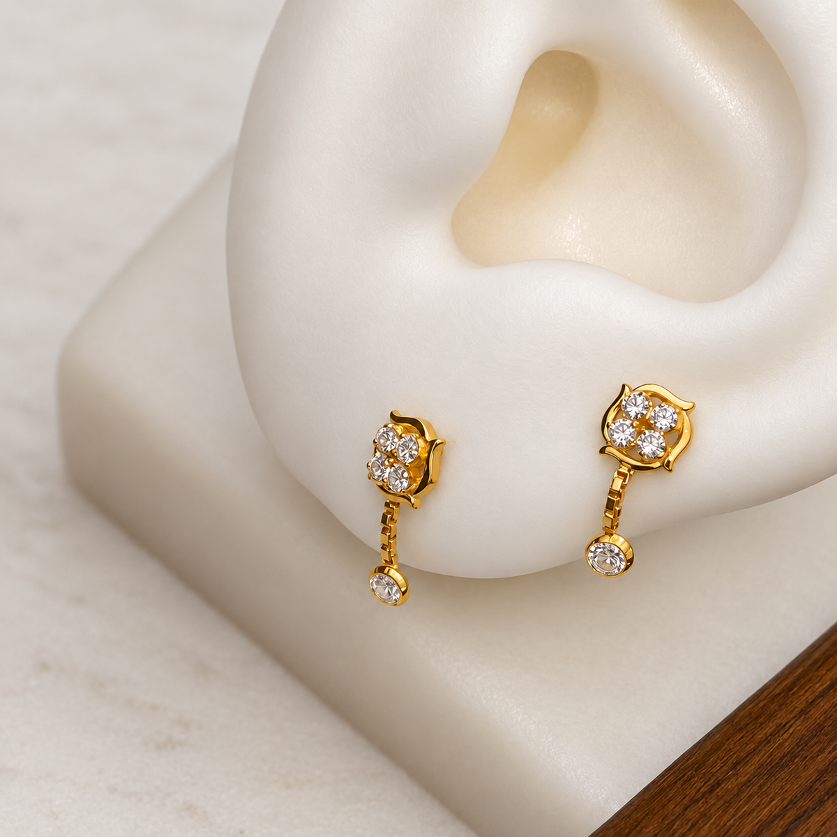 Olivia | 18ct gold drop stud