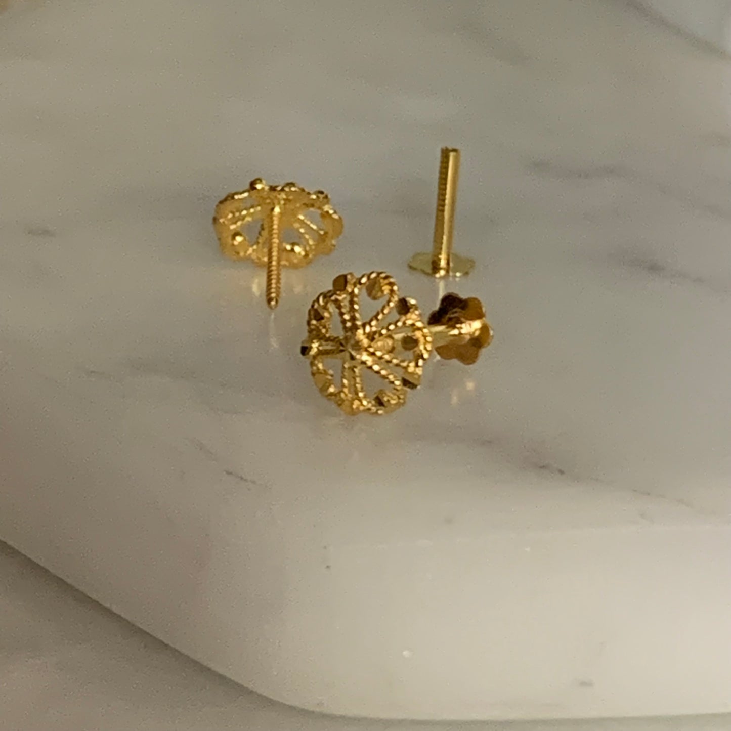 18ct Gold Stud Pair | 7mm