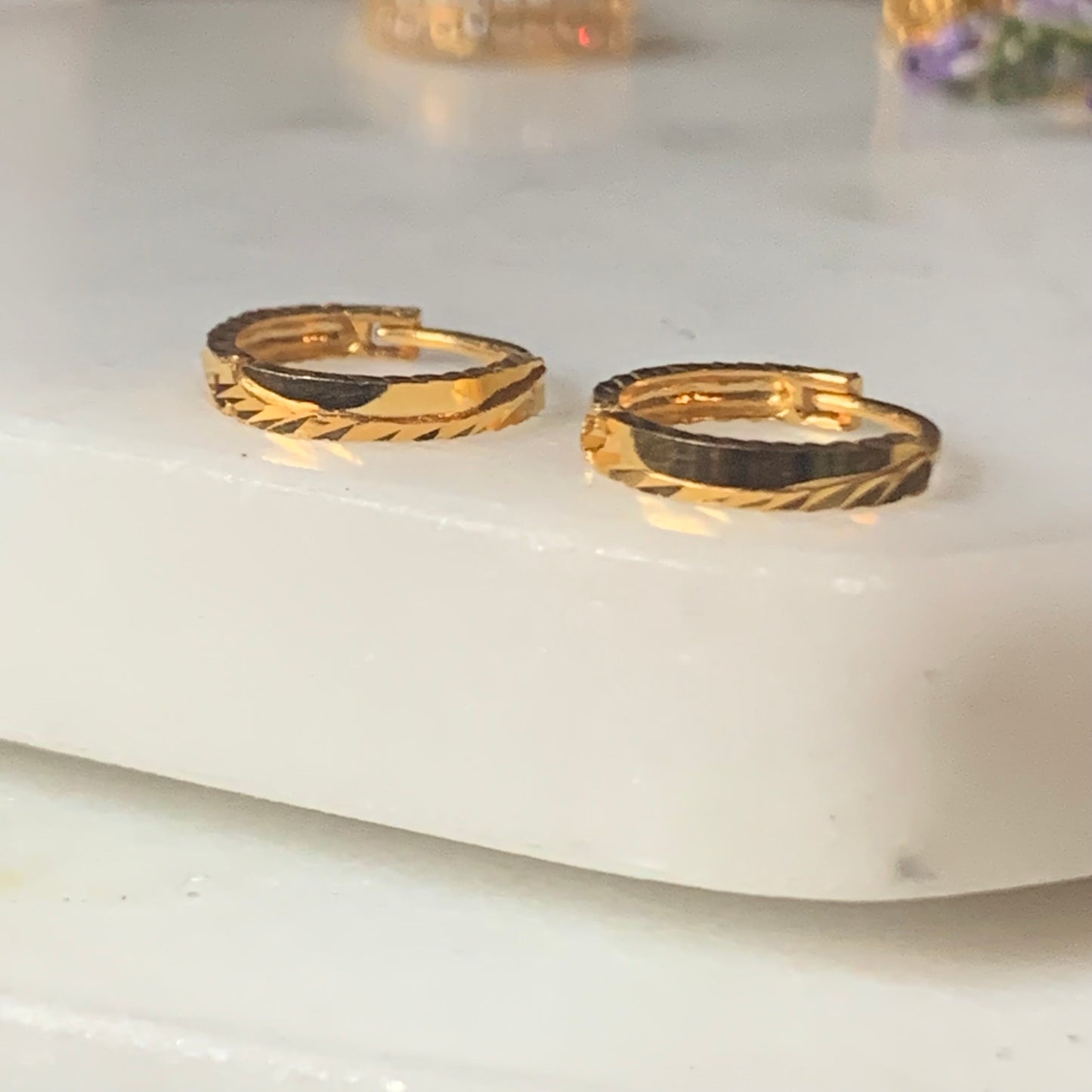 18ct Gold Huggies Pair | 8mm