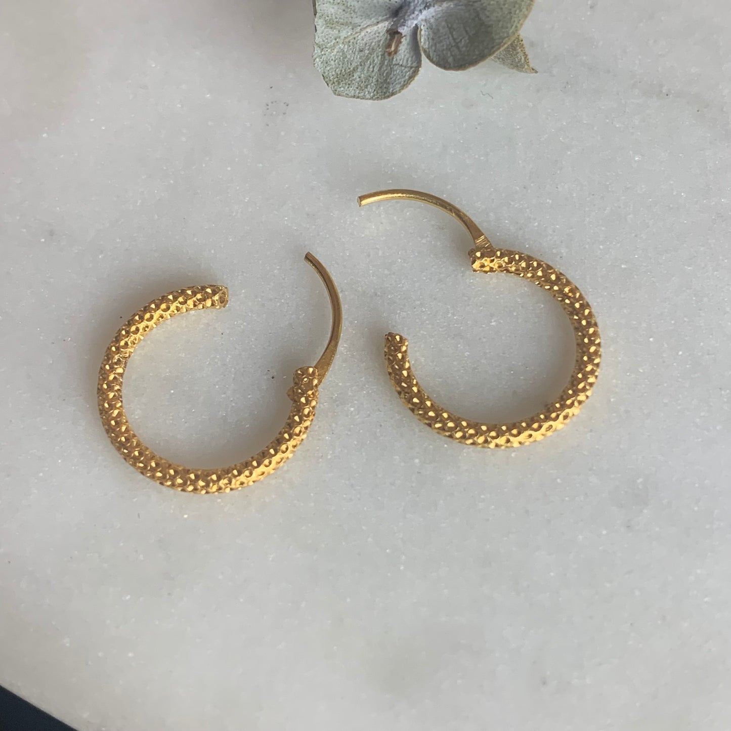 22ct Gold Intricate Hoops | 11mm