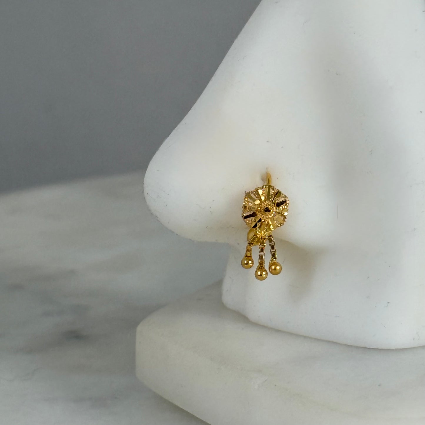 14ct intricate dangly hoop | 9mm