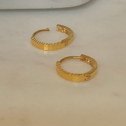 18ct Gold Hoop Pair | 9mm