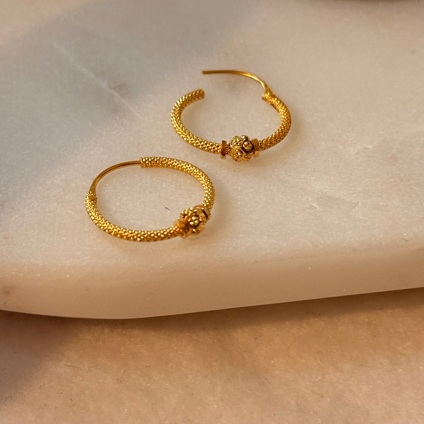 Jaipur | 22ct Gold Hoops (14mm)