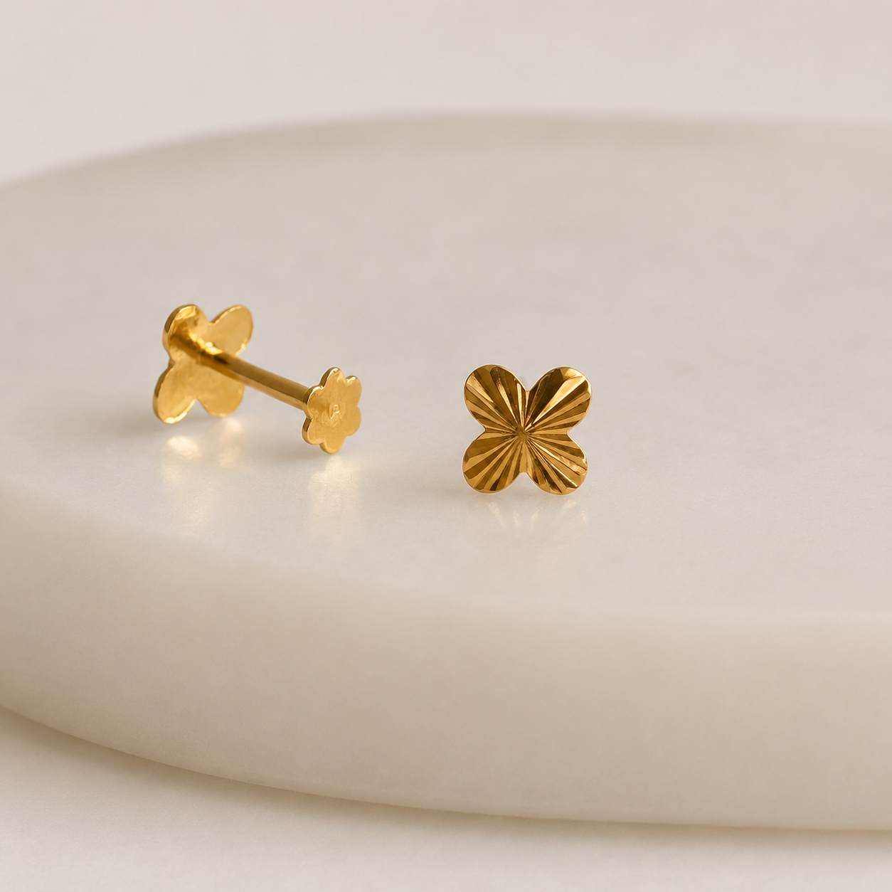 Fleur | 18ct stud