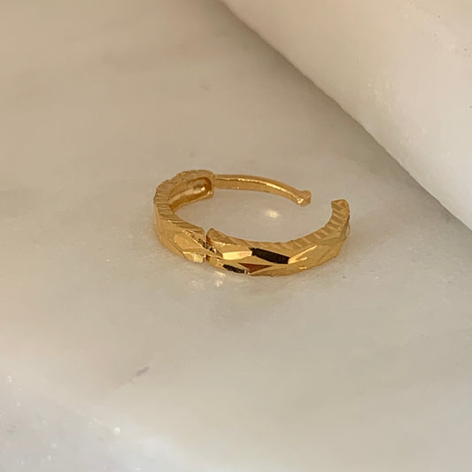 18ct Gold Hoop | 7.5mm