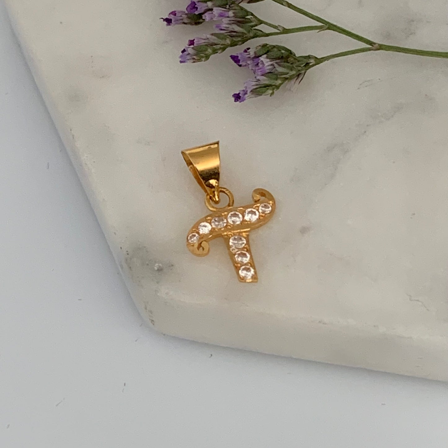 18ct Gold Pendant | T