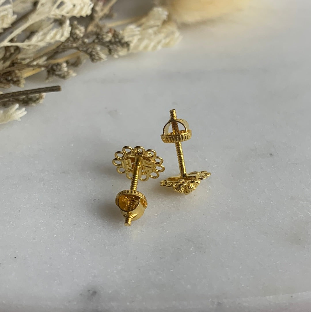 Sunflower studs in 22k gold