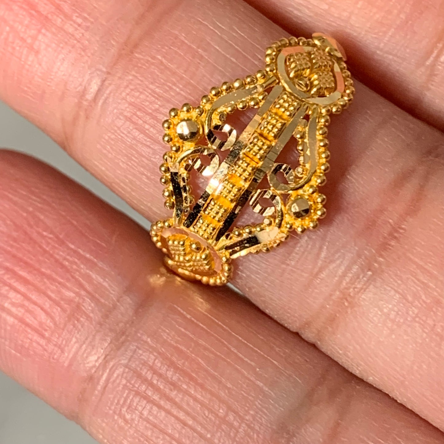 22ct gold ring | size M