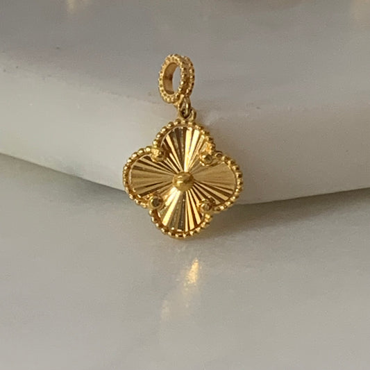 22ct Gold Four Leaf Clover Pendant