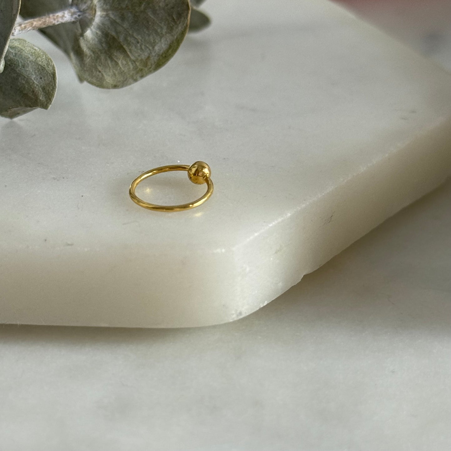 18ct gold simple hoop | 8mm
