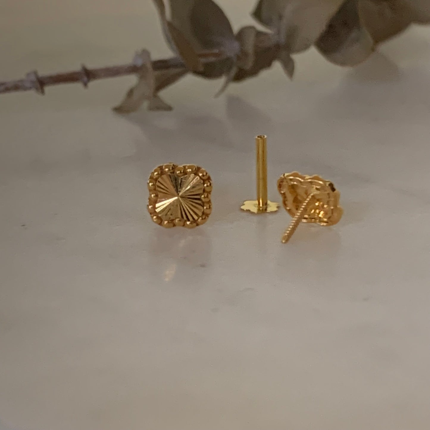 18ct Gold Clover Stud Pair | 5mm