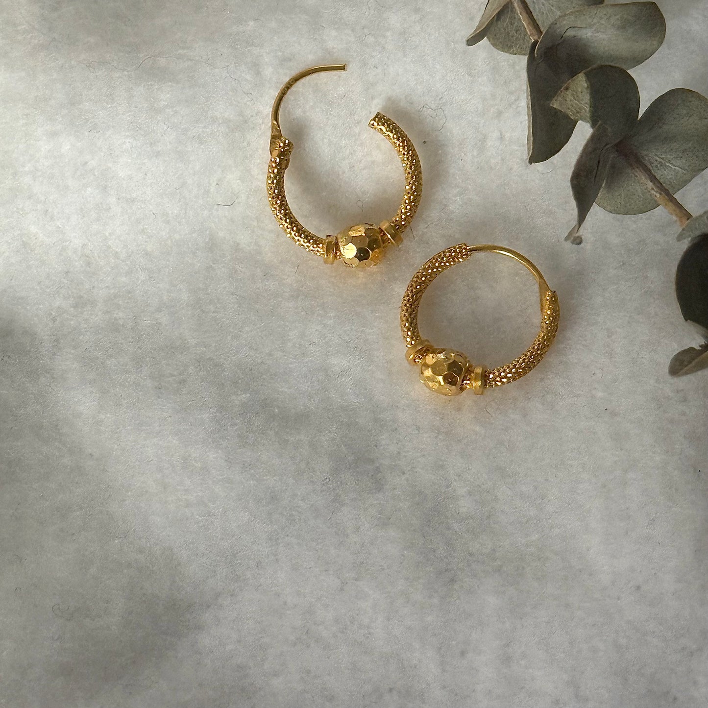 22ct gold hoop pair | 10mm