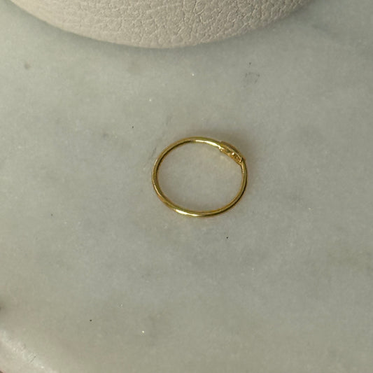 18ct gold single  plain hoop | 8mm