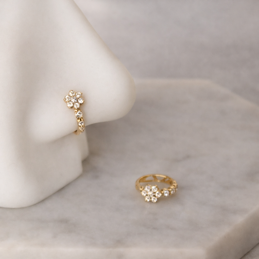 Floral, 18ct hoop | 7mm