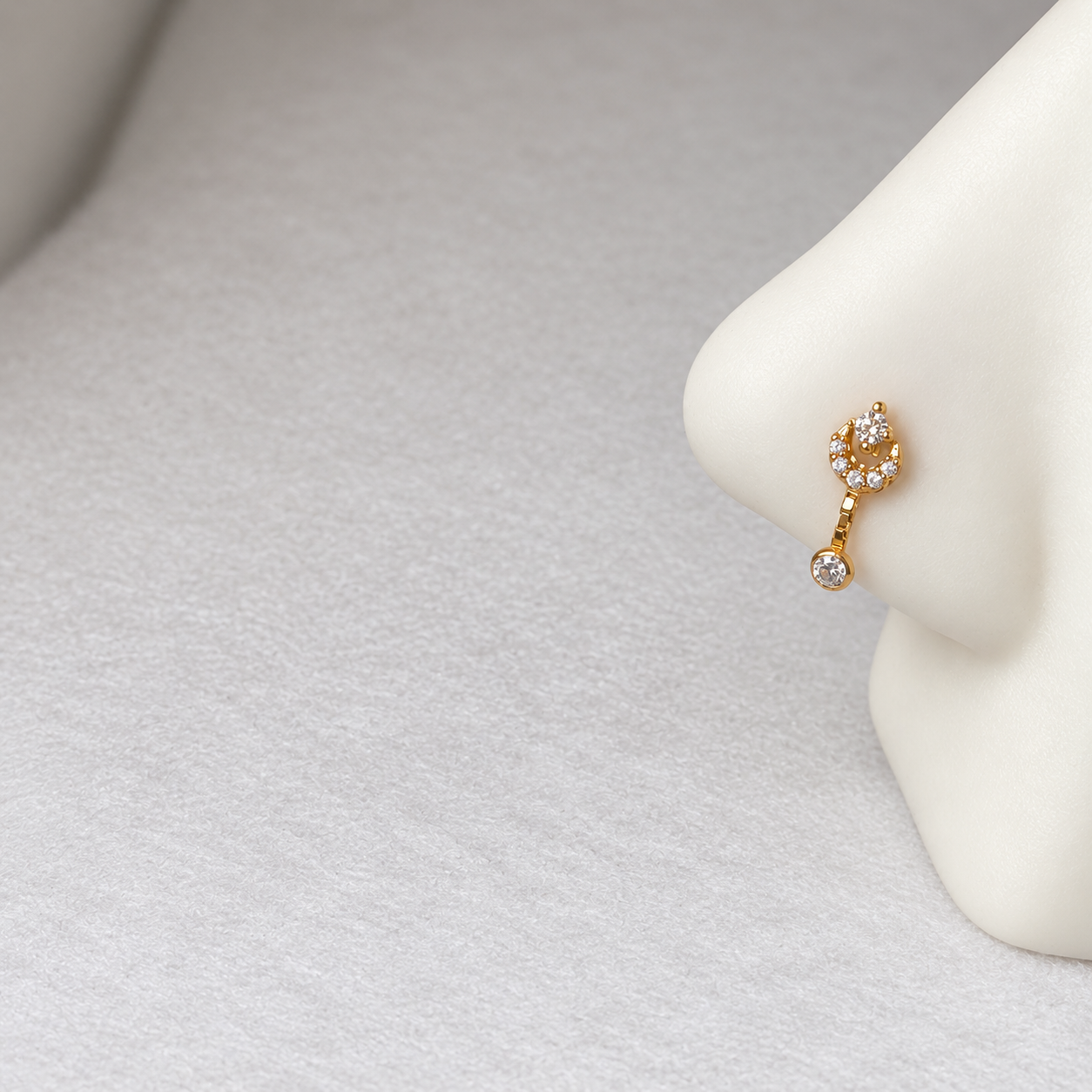Petite drop Elle | 18ct