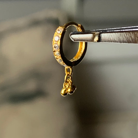 18ct gold dangly hoop | 7mm