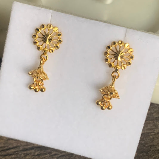 18ct Gold Dangly Earring/stud pair