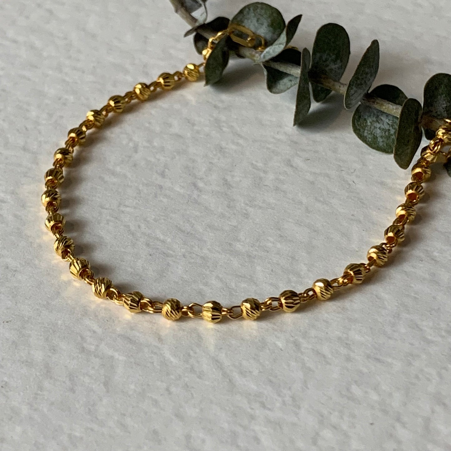 22ct gold beaded bracelet | s/m