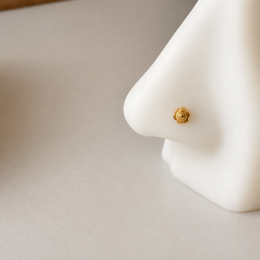 June | 18ct gold classic floral  gold floral stud | 4.5mm
