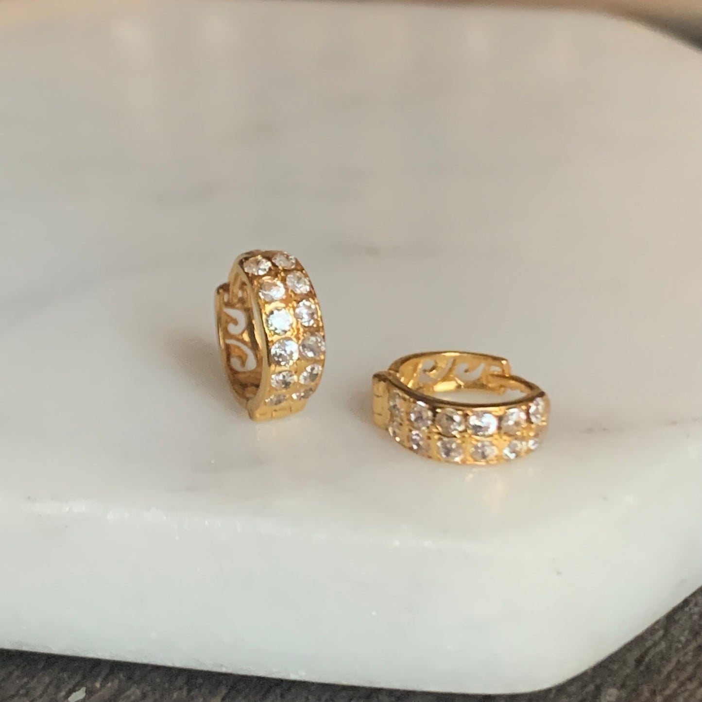 18ct Gold CZ Hoop Pair | 7.5mm