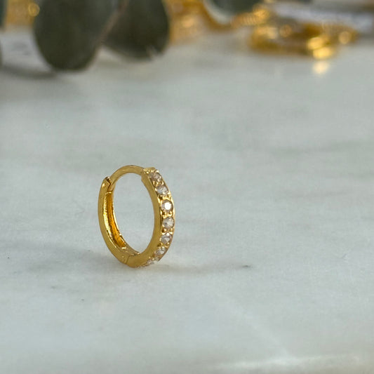 18ct gold cz single hoop | 8.5mm