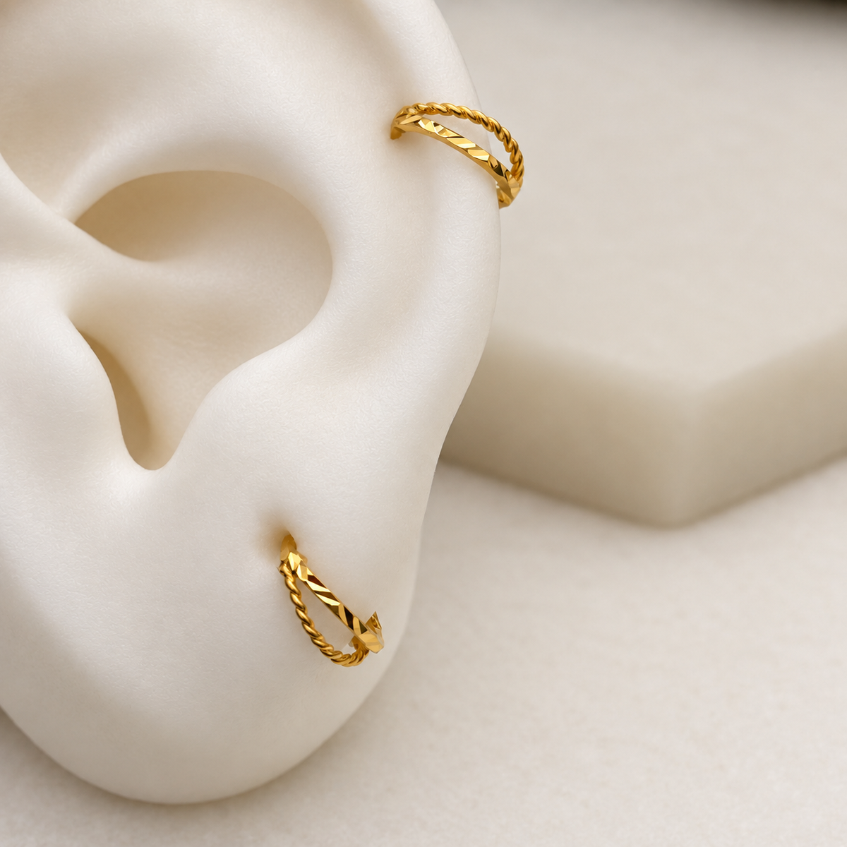 Signature | Classic 7.5mm double band, 18ct