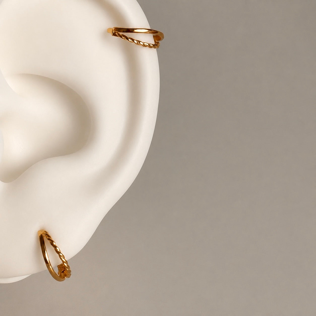 Signature | Classic 9mm double band Hoops in 18ct Gold
