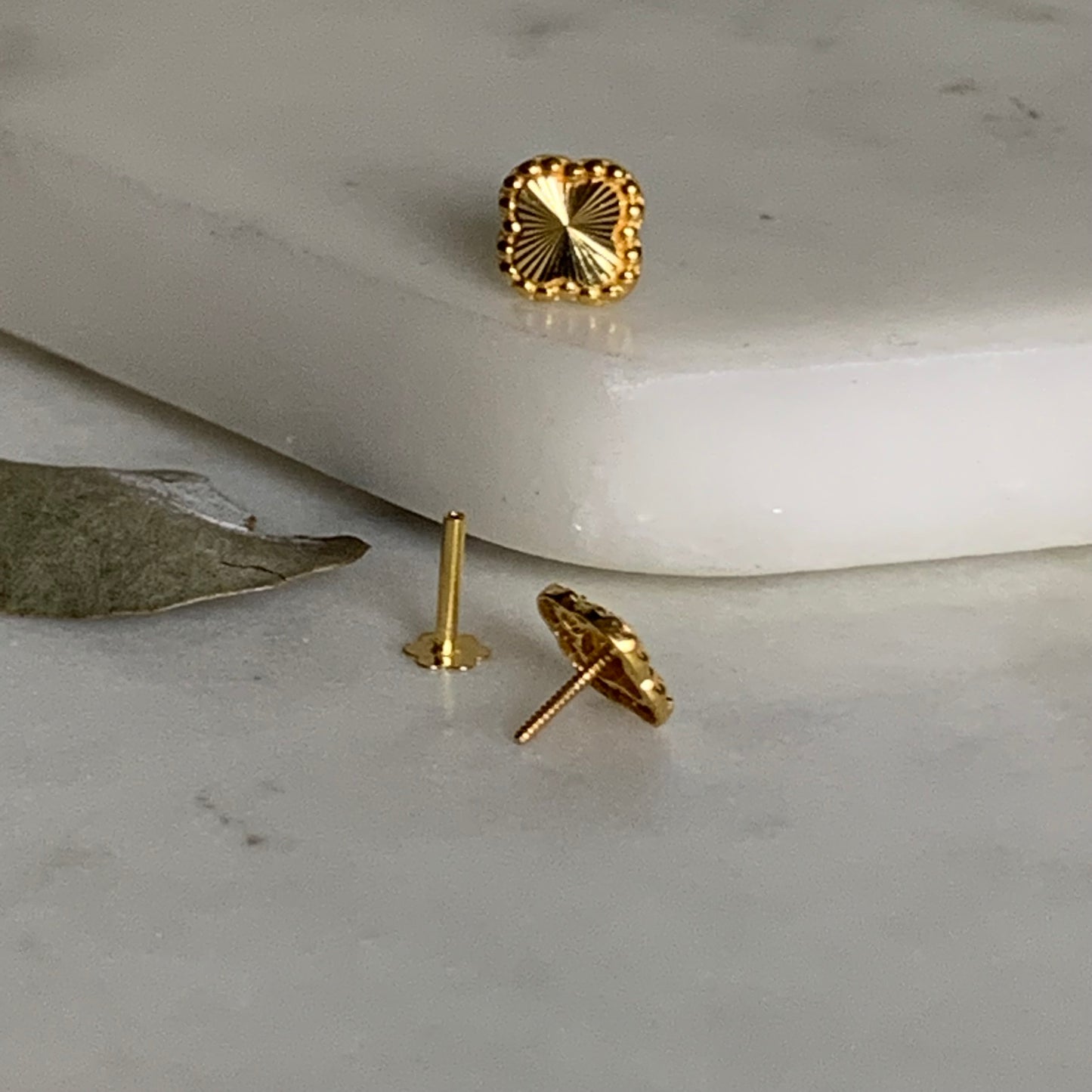 18ct Gold Stud Pair | 6mm