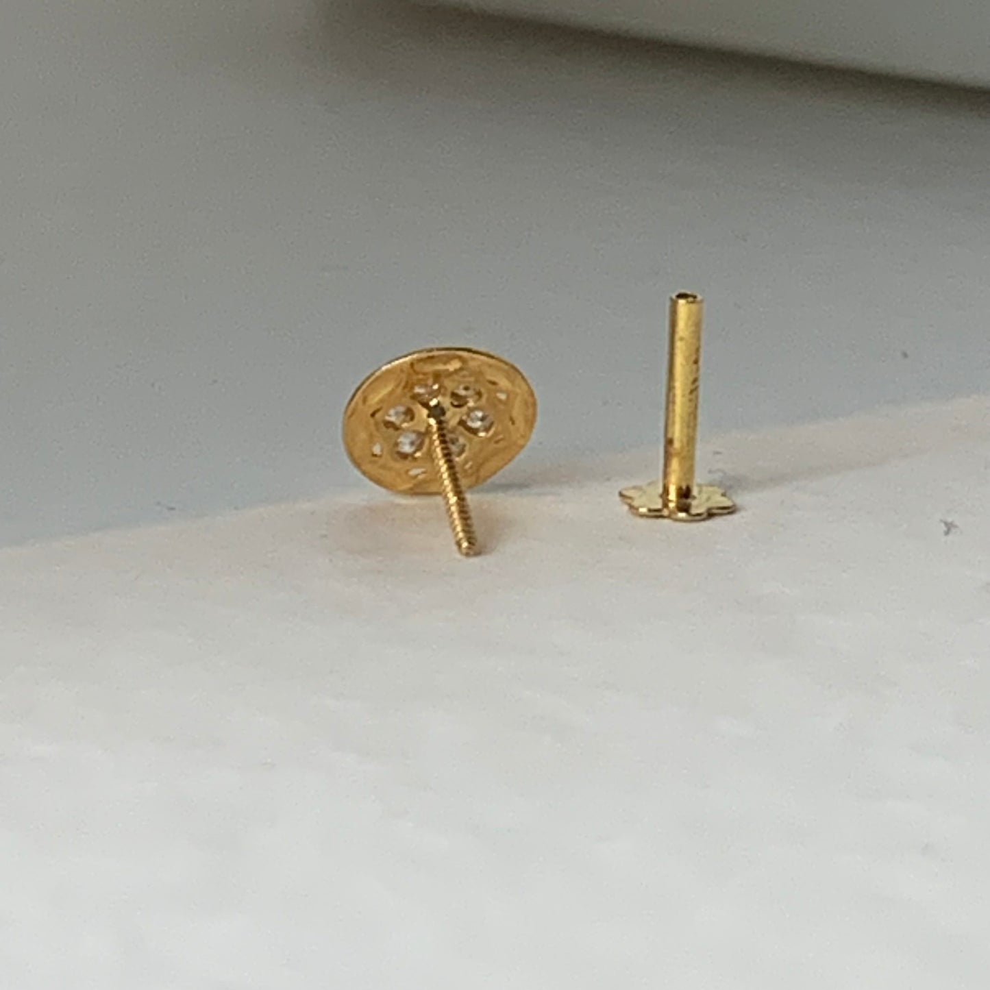18ct Gold Stud | 6mm