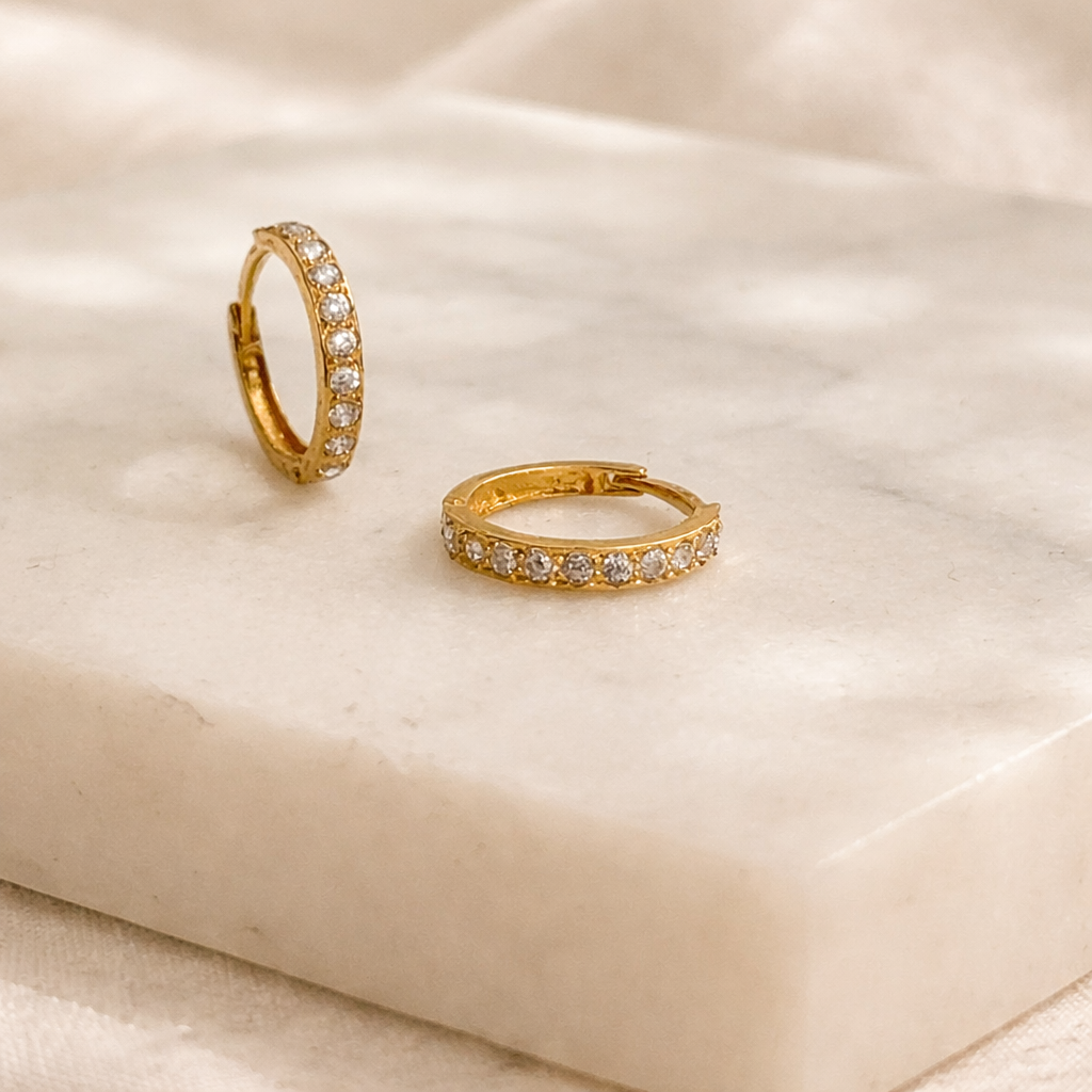 18ct gold cz Huggies | 9.5mm