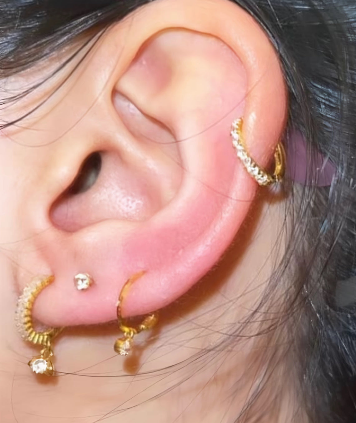 18ct gold dangly hoop | 8mm