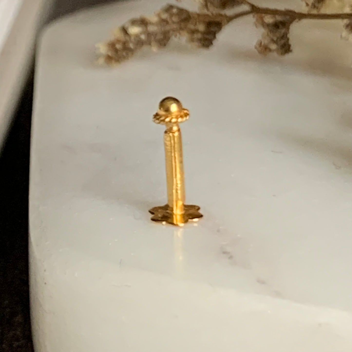 18ct Gold Nose Stud | 2.5mm