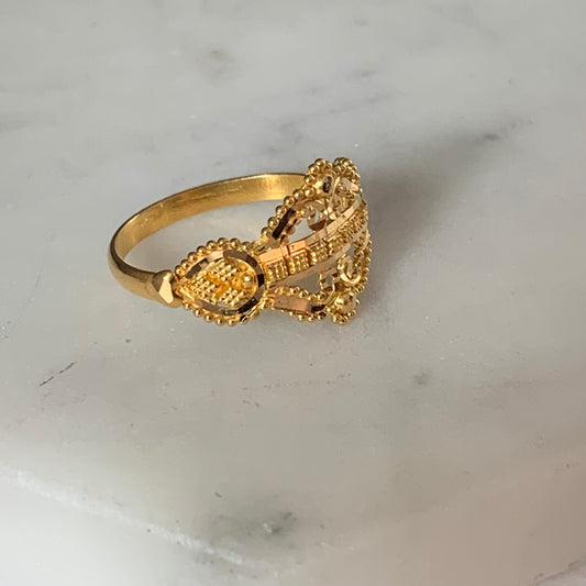 22ct gold ring | size M