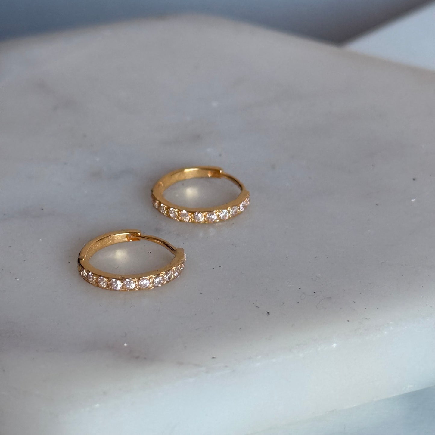 Rome, 18ct gold hoop pair | 11mm