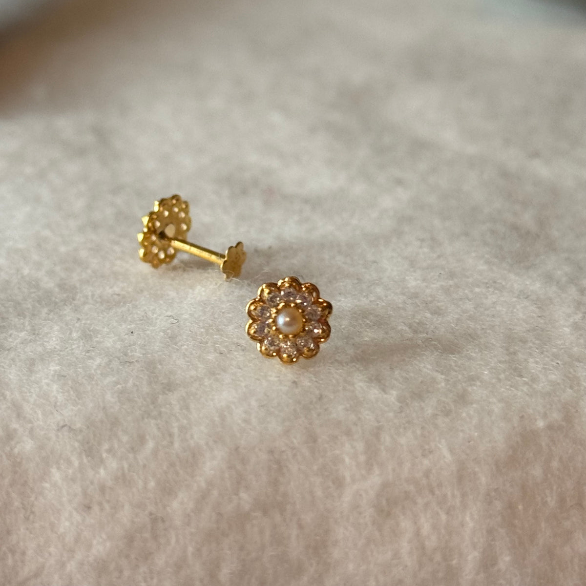 Mayfair Collection | Rosette (14ct) 7.5mm