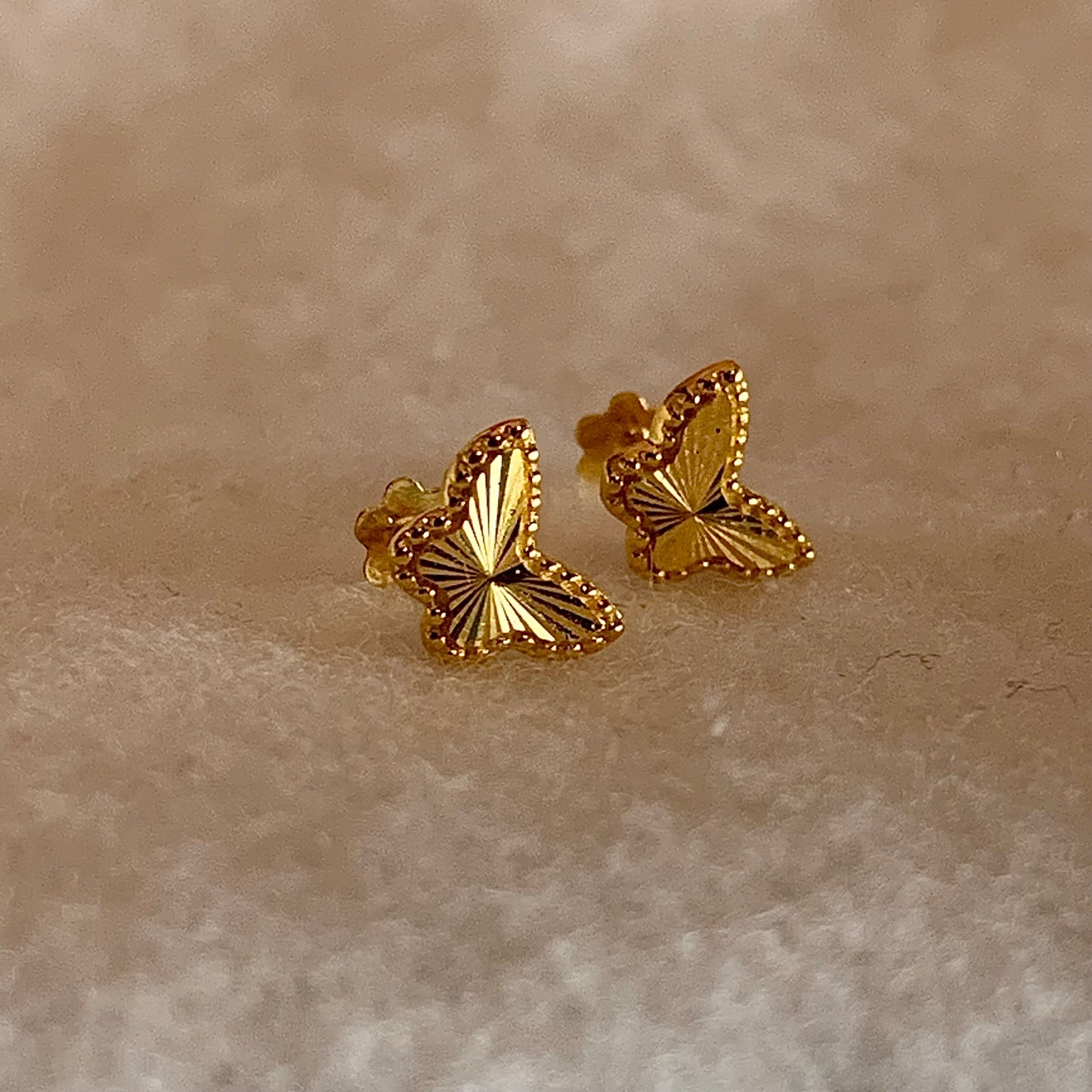 14ct Butterfly Stud Pair
