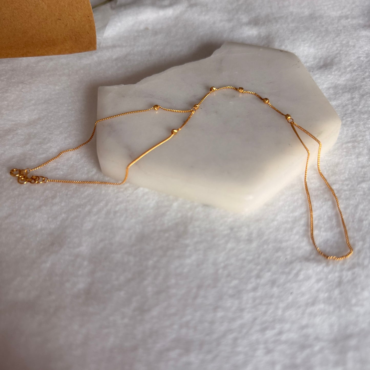 Dainty hand chain | 22ct gold